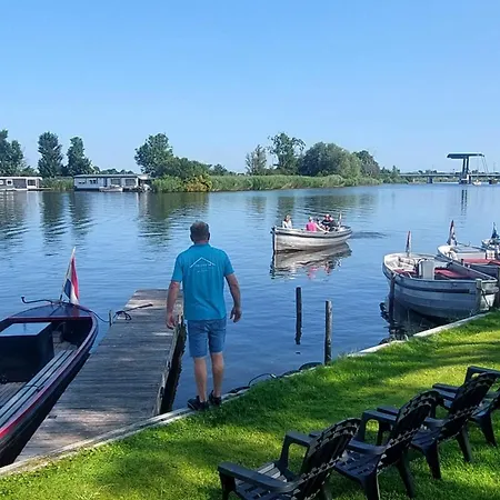 Unieke Pipowagen, Recreatie Aan De Vecht, *